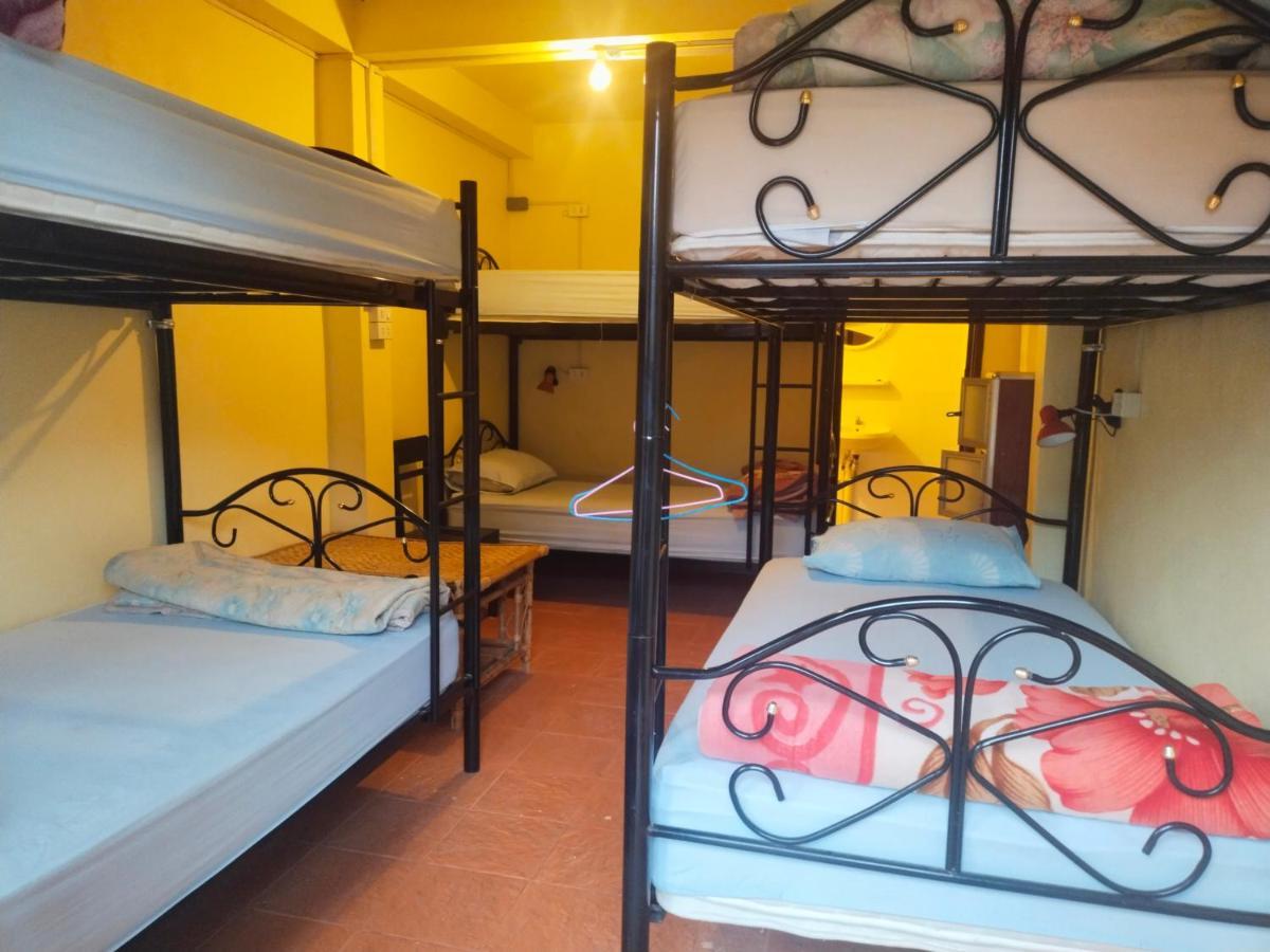 Pdv Guesthouse Muang Ngoi Bagian luar foto