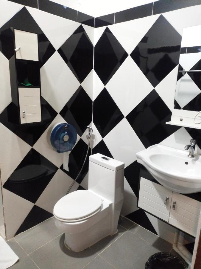 Pdv Guesthouse Muang Ngoi Bagian luar foto