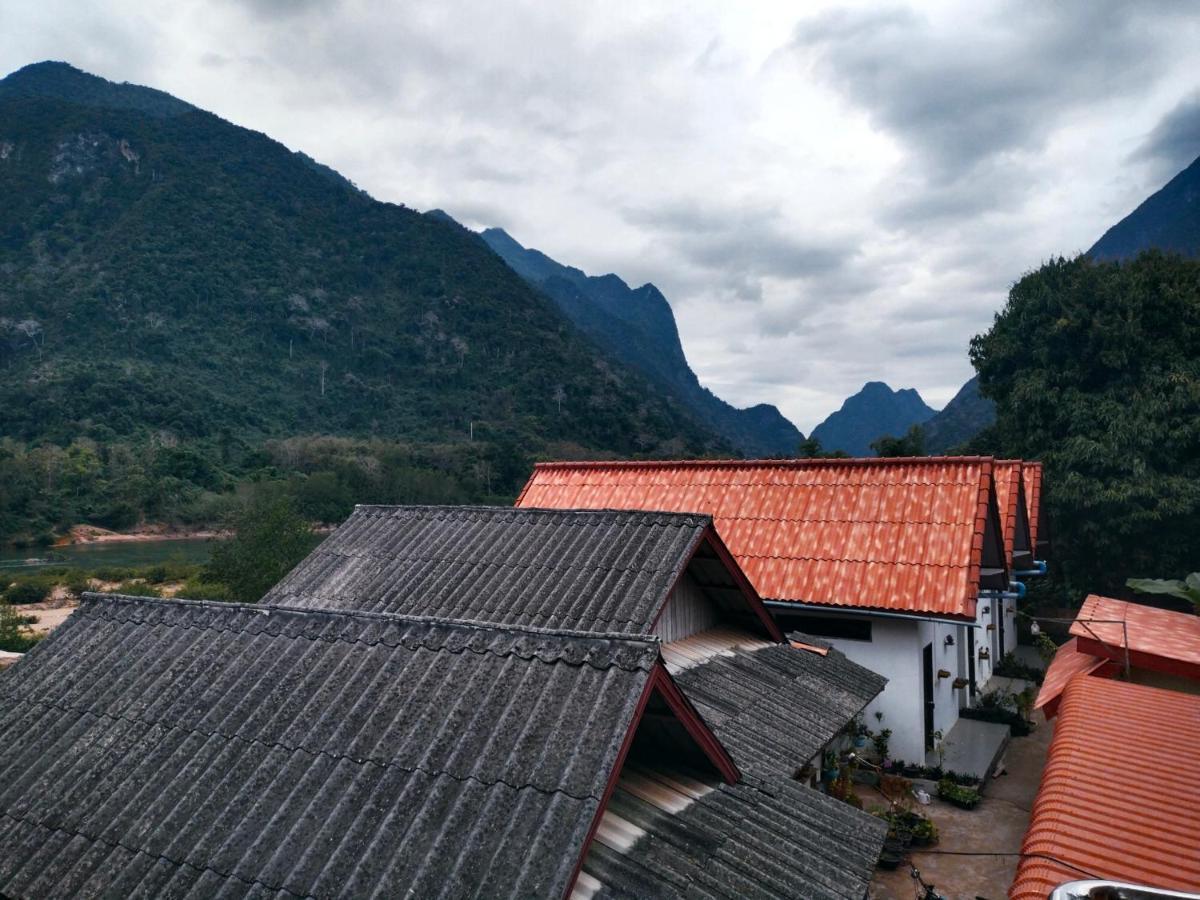 Pdv Guesthouse Muang Ngoi Bagian luar foto