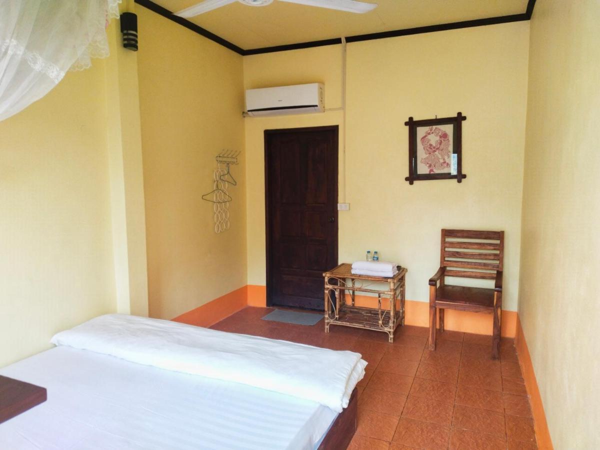 Pdv Guesthouse Muang Ngoi Bagian luar foto