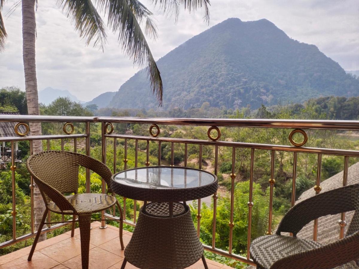 Pdv Guesthouse Muang Ngoi Bagian luar foto